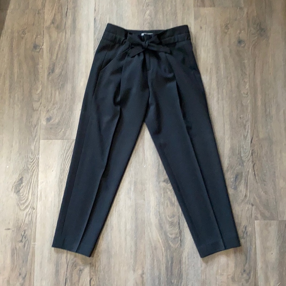 VINCE | Cropped tie-front black pant